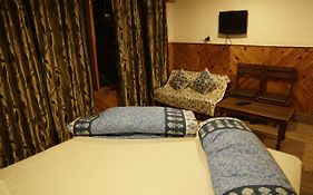 Hotel Palestine Pahalgam